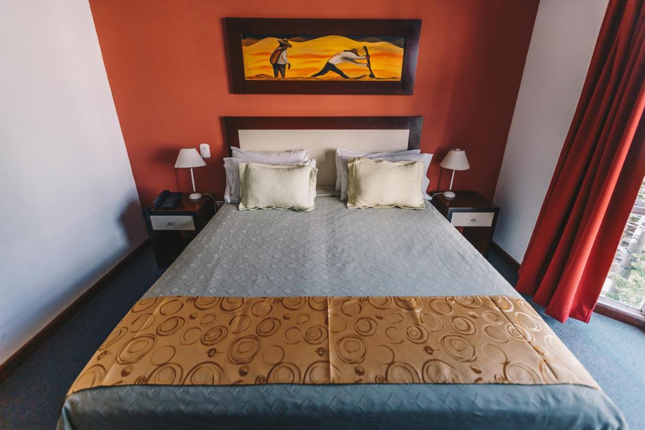 Hotel Tilos Villa Carlos Paz